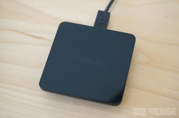 qi-ladepad-nexus-5-nexus-7-theverge